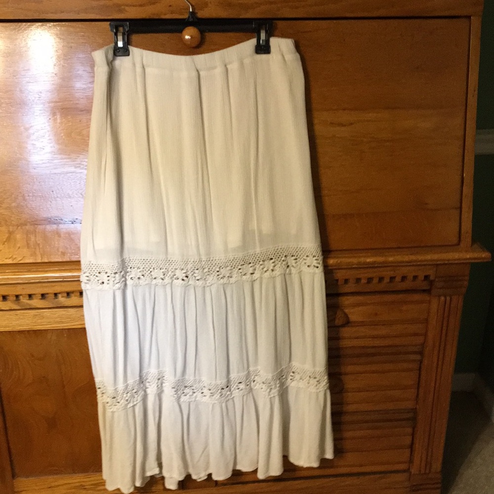Mossimo Supply Co. Cream Maxi Skirt